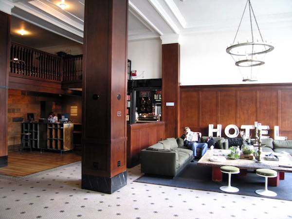 Ace_Hotel_Lobby