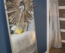DIY Driftwood Frame Update