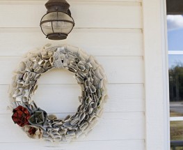 DIY DECORATING WITH BOOKS