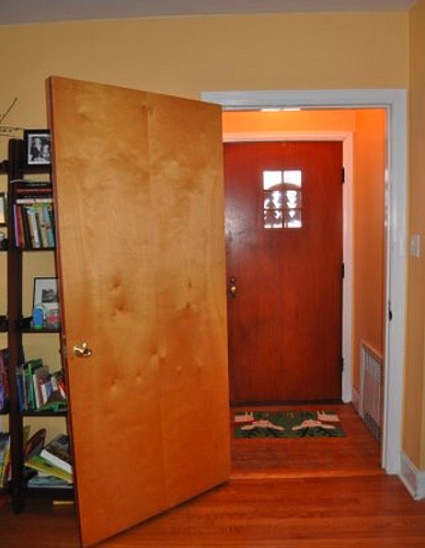 Design Dilemma Solved- What To Do With a Super Small Entry Way