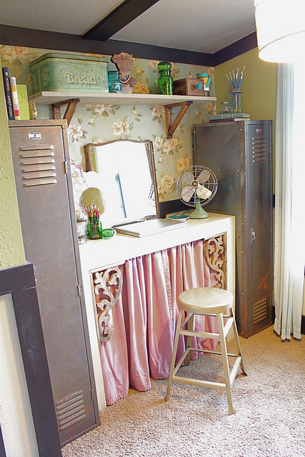 My Cozy Little Craft Room